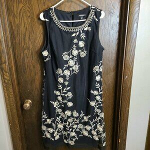 ROZ & ALI WOMENS GORGEOUS DEEP BLACK FLORAL 3D PATTERN LOOK DRESS SIZE 16